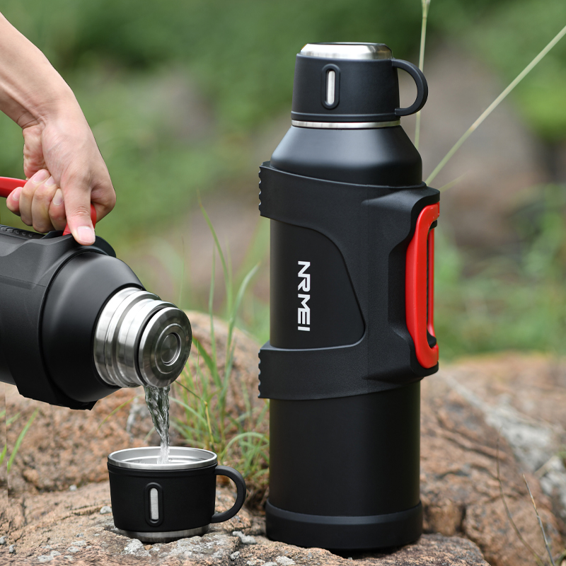 Stainless Steel Insulated Jug  - Outdoor Camping Water Filter 评论和价格